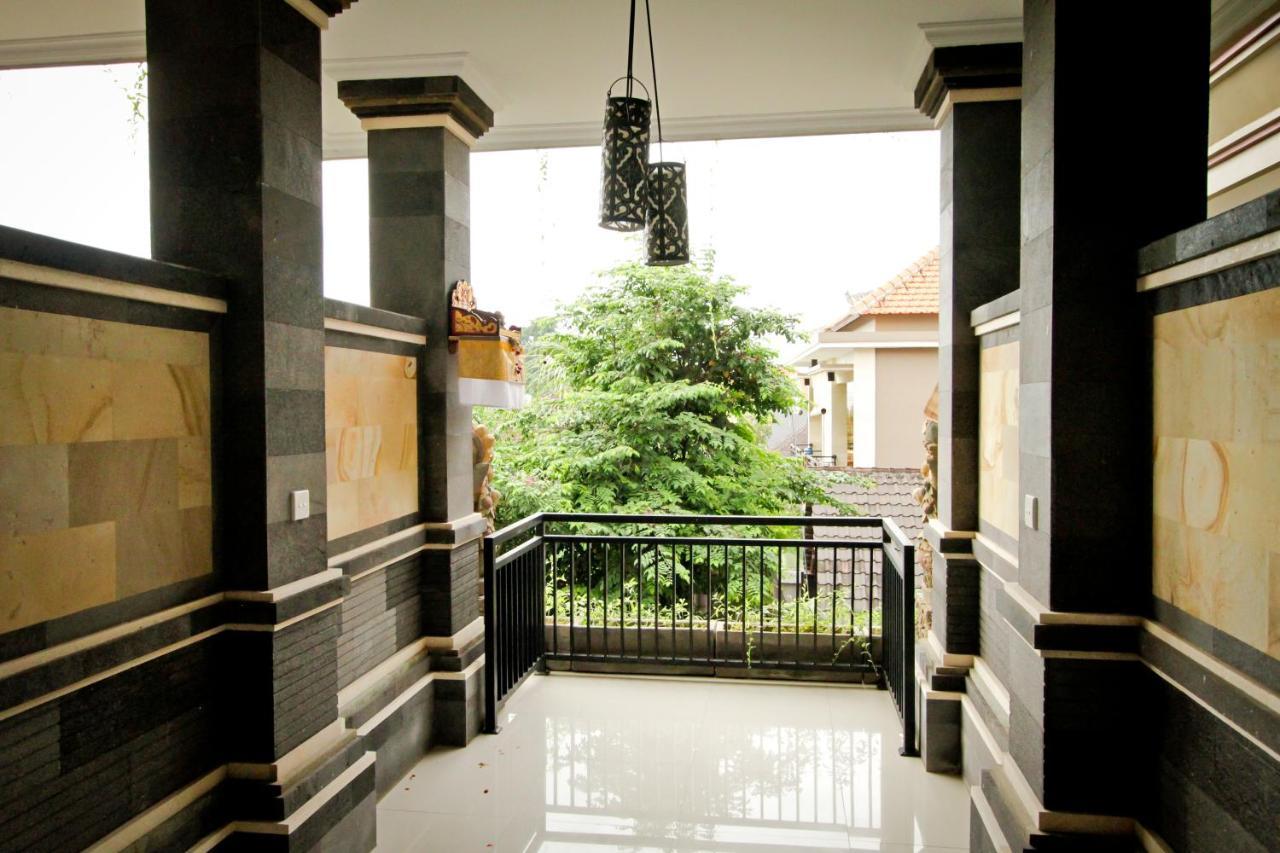 Awan Bali House Hotel Ubud  Exterior photo